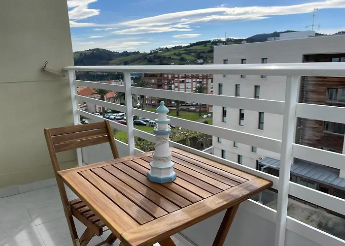 Atalaya , Amplio Piso Cerca Del Mar *