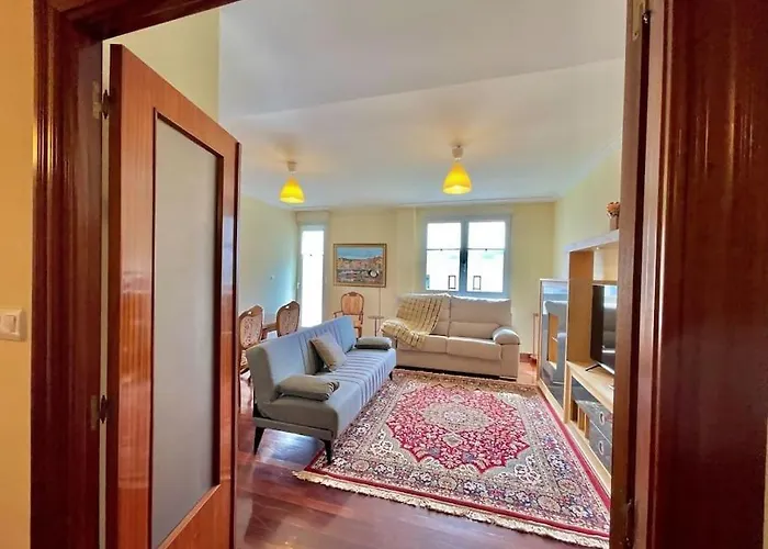 Atalaya , Amplio Piso Cerca Del Mar *