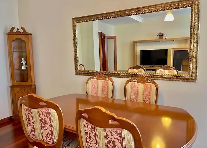 Atalaya , Amplio Piso Cerca Del Mar Бермео