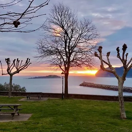 Atalaya , Amplio Piso Cerca Del Mar