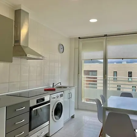 Atalaya , Amplio Piso Cerca Del Mar *